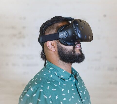 Virtual reality i undervisningen: Er klasselokalet på vej ud?