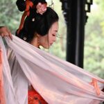 Sofie Schnoor lancerer en ny kollektion af hårsløjfer: Se de nyeste designs her